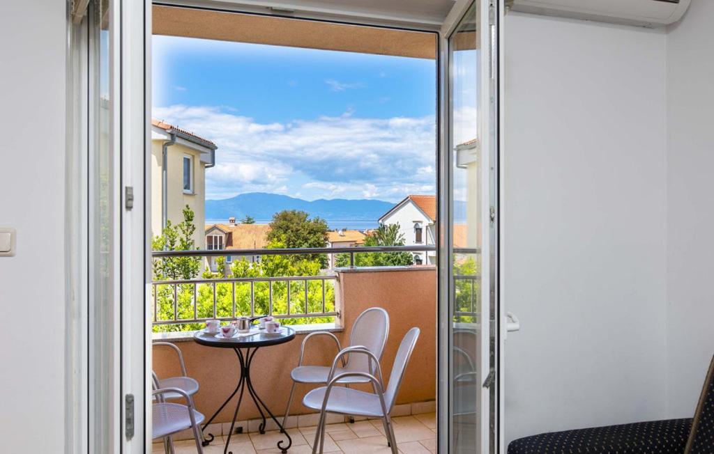 Apartments Dunja Malinska Luaran gambar