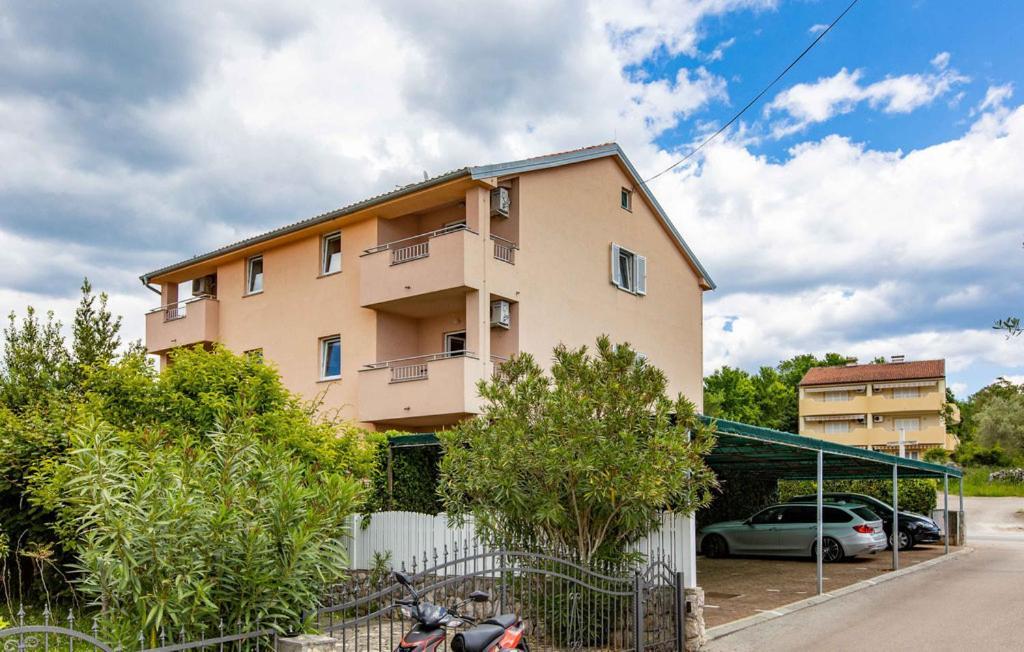 Apartments Dunja Malinska Luaran gambar