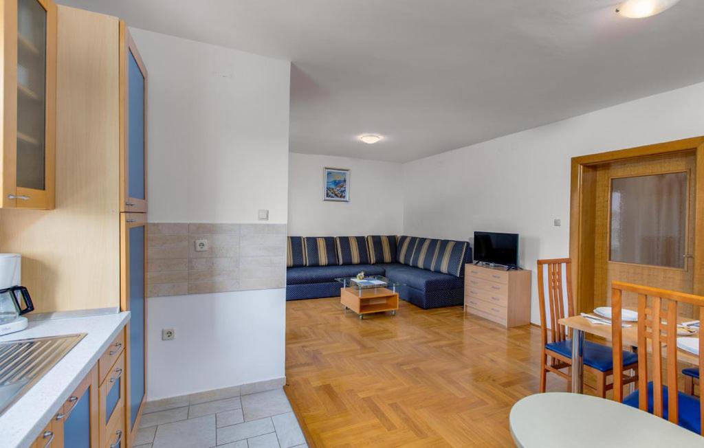 Apartments Dunja Malinska Luaran gambar