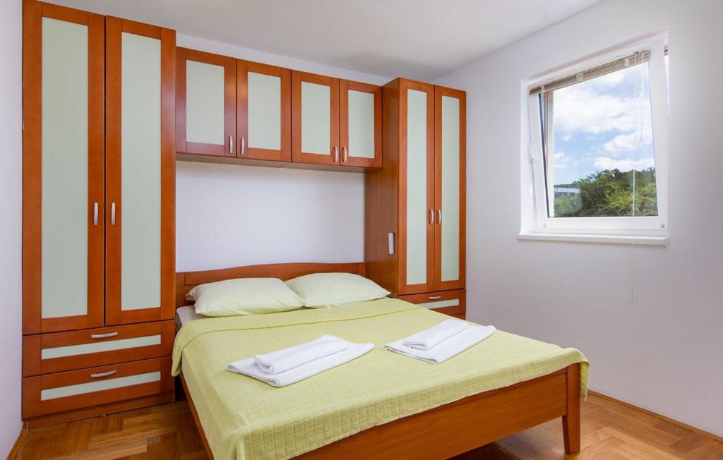 Apartments Dunja Malinska Luaran gambar
